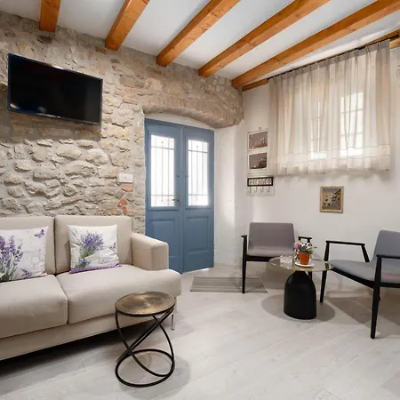 Luxurioese Piazzetta Mit Meerblick * Porec
