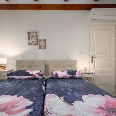 Apartment Piazzetta Premium *